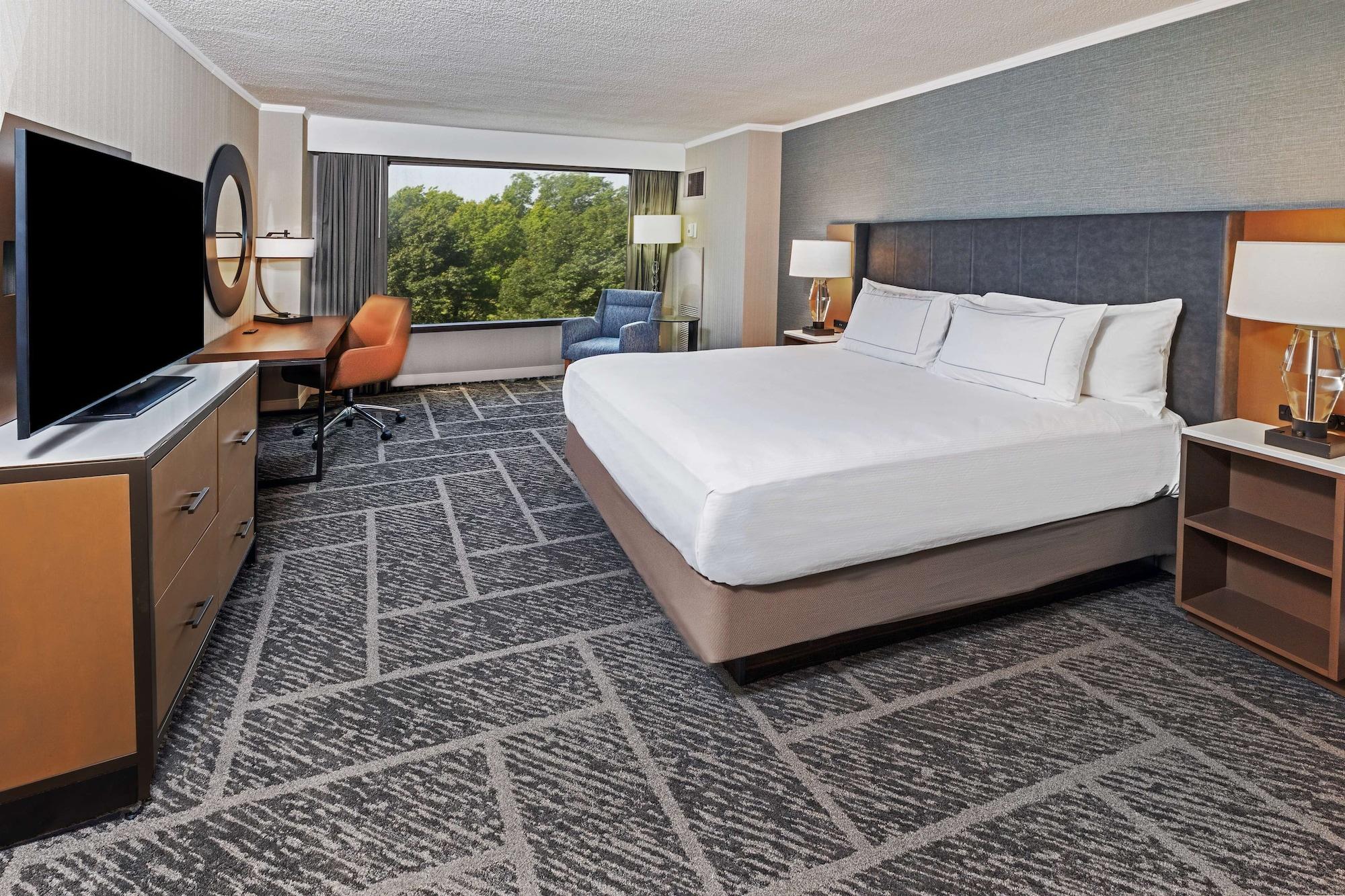 Doubletree By Hilton Tulsa At Warren Place Exterior foto