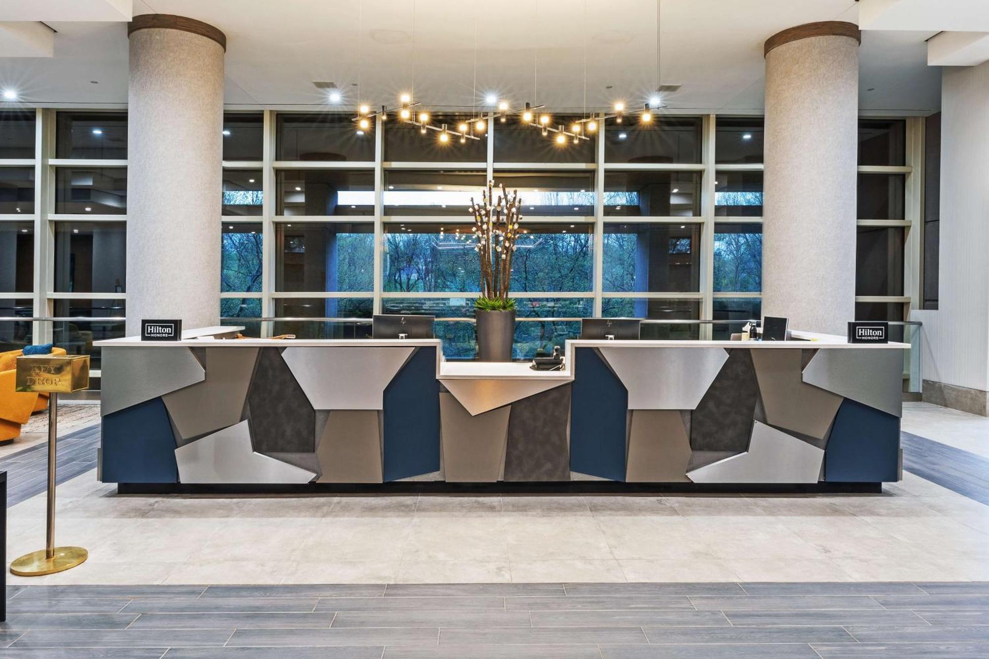 Doubletree By Hilton Tulsa At Warren Place Exterior foto
